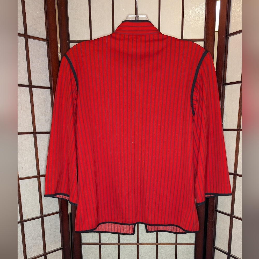 Vintage handmade red striped knit jacket - Picture 3 of 3